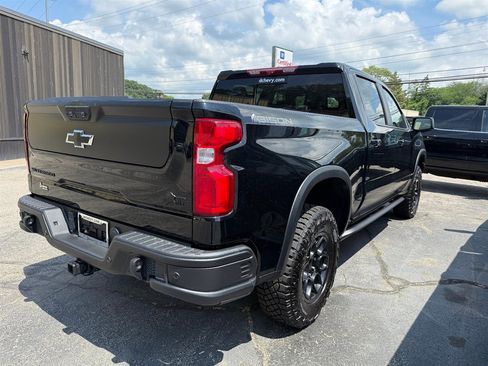Used 2024 Chevrolet Silverado 1500 ZR2 w/ ZR2 Bison Edition image 9