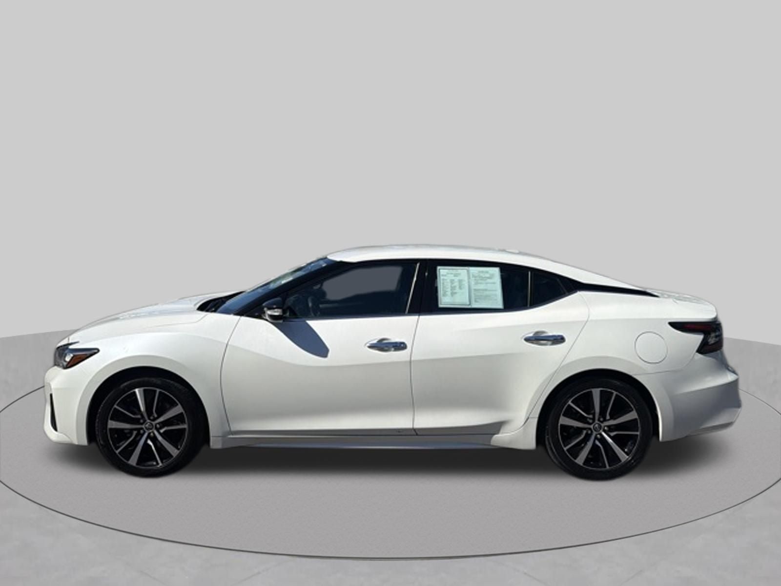Used 2023 Nissan Maxima SV w/ Floor Mat Group FWD image 6