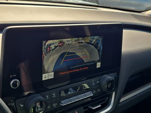 Certified 2024 Toyota Grand Highlander XLE image 31