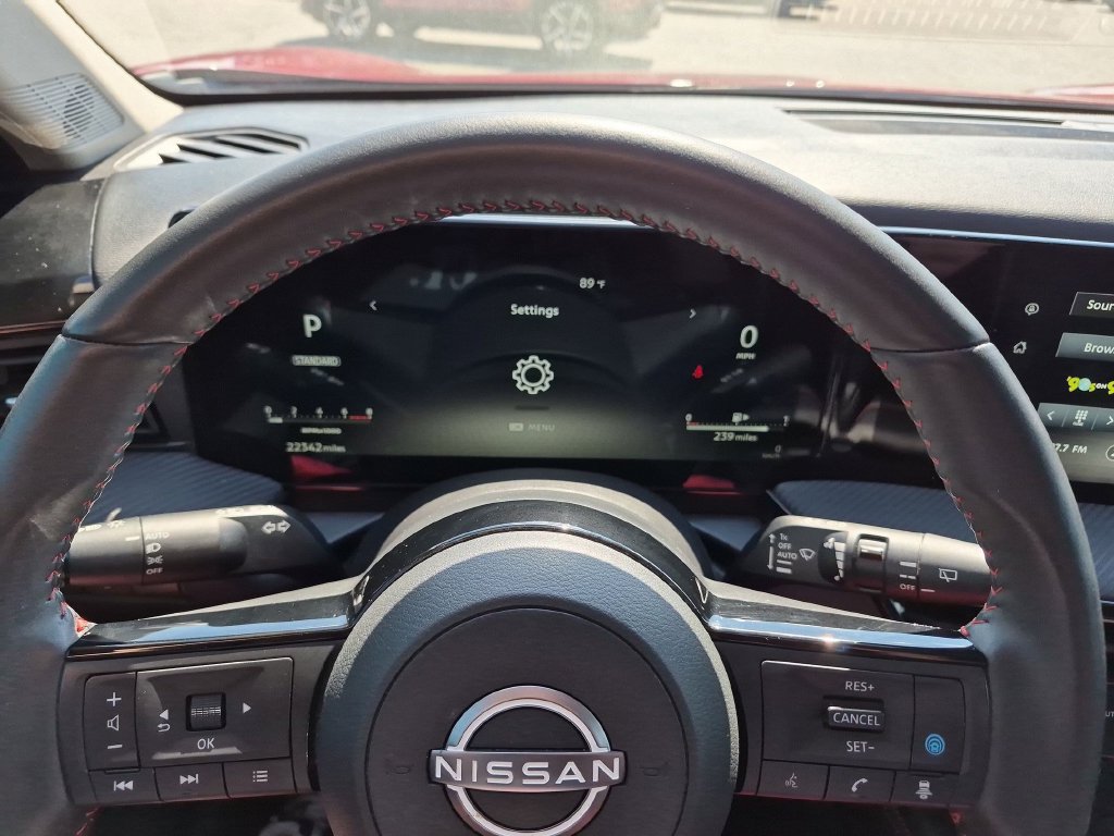 Used 2025 Nissan Kicks SR w/ SR Premium Package AWD/4WD image 21