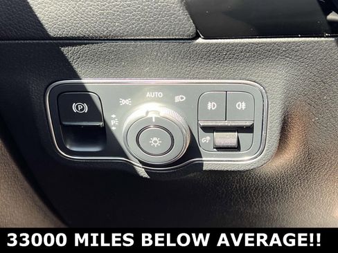 Used 2022 Mercedes-Benz GLA 250 4MATIC image 34