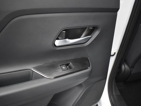 New 2026 Nissan Kicks SV w/ SV Premium Package image 15