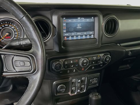 Used 2021 Jeep Wrangler Unlimited Sport AWD/4WD image 18