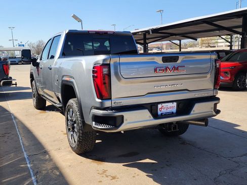 New 2026 GMC Sierra 2500 Denali w/ Denali Reserve Package AWD/4WD image 5