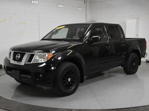 Used 2021 Nissan Frontier SV RWD image 9