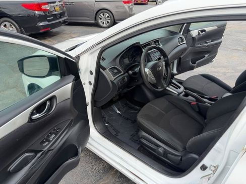Used 2017 Nissan Sentra FWD image 10