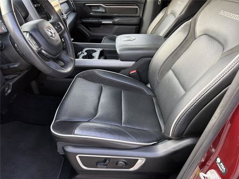 Used 2025 RAM 1500 Laramie w/ Sport Appearance Package AWD/4WD image 7