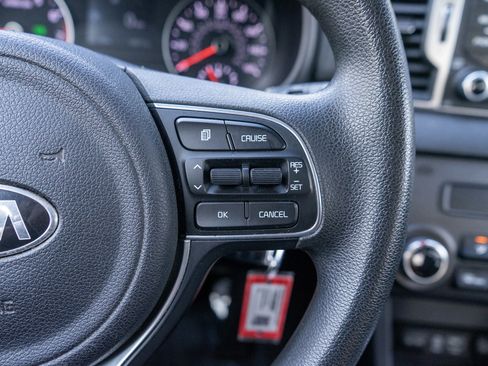 Used 2018 Kia Sportage LX FWD image 23