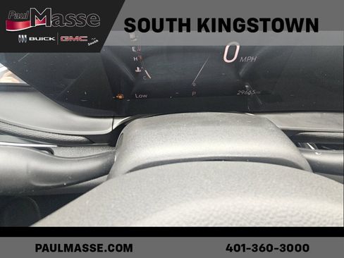 Used 2024 Buick Envista Sport Touring w/ Convenience I Package FWD image 8
