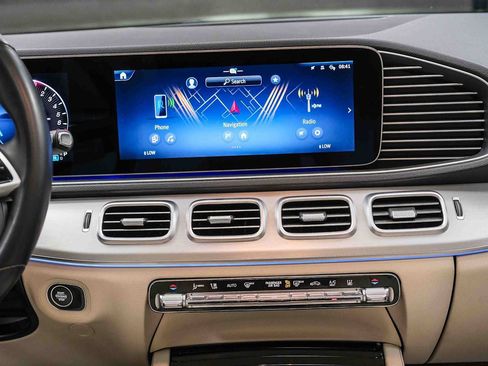 Certified 2024 Mercedes-Benz GLE 450e 4MATIC image 16