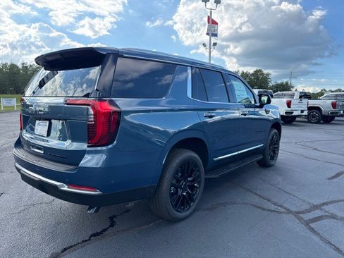 Used 2026 GMC Yukon Elevation w/ Elevation Premium Package RWD image 3