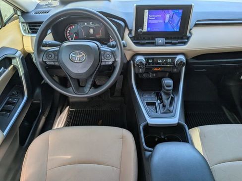 Used 2025 Toyota RAV4 XLE w/ Convenience Package image 6