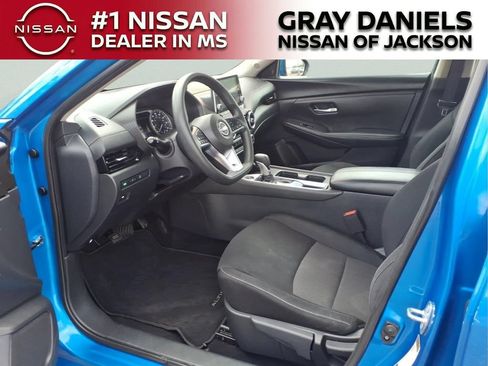Used 2024 Nissan Sentra SV FWD image 24
