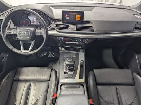 Used 2020 Audi Q5 2.0T Premium w/ Titanium Sport Package image 6