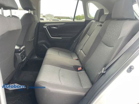 Used 2024 Toyota RAV4 XLE AWD/4WD image 23