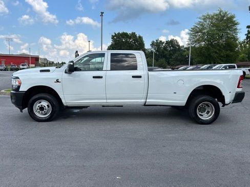 Used 2023 RAM 3500 Tradesman image 4