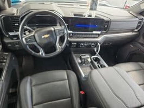 Used 2023 Chevrolet Silverado 1500 LTZ w/ LTZ Convenience Package II AWD/4WD image 4