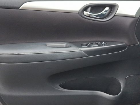 Used 2017 Nissan Sentra S w/ Protection Package image 12