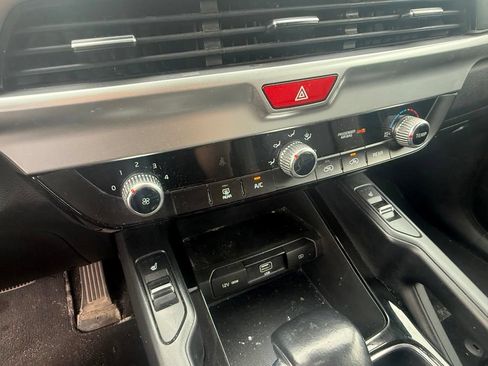 Used 2020 Kia Telluride S AWD/4WD image 18
