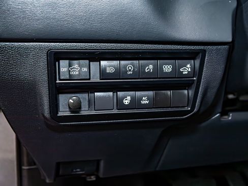 Used 2023 Toyota Tundra Platinum image 20