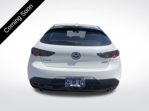 Used 2020 MAZDA MAZDA3 Hatchback w/ Premium Package FWD image 6
