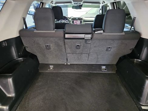 Used 2022 Toyota 4Runner SR5 RWD image 11