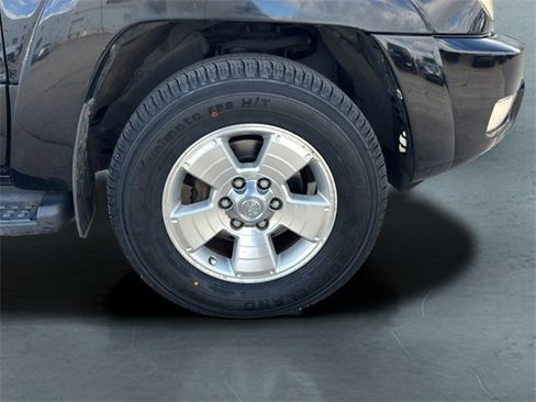 Used 2005 Toyota 4Runner SR5 image 8
