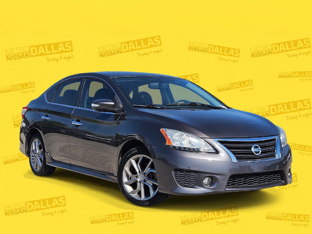 Used 2015 Nissan Sentra SR w/ SR Premium Package FWD image 1