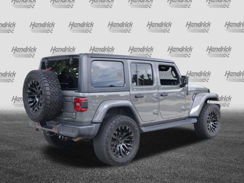 Used 2020 Jeep Wrangler Unlimited Sahara AWD/4WD image 9