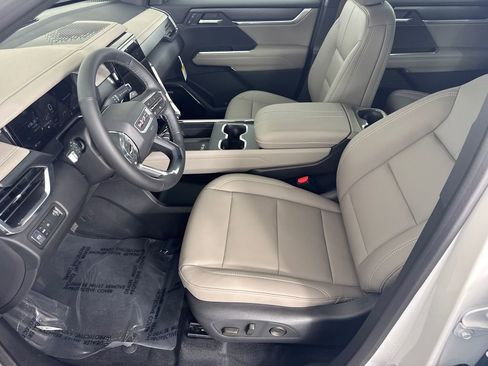 New 2026 GMC Acadia Elevation w/ Elevation Premium Package image 9