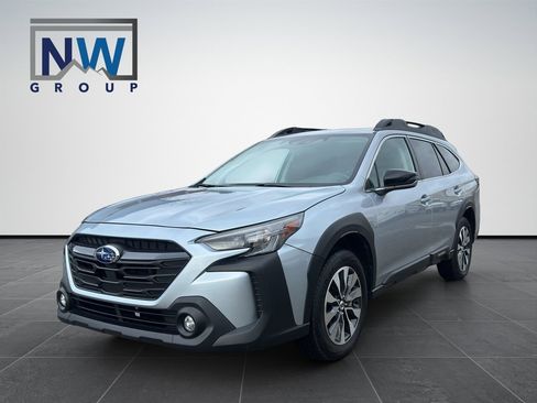 Used 2024 Subaru Outback Limited image 3
