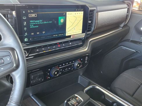 Used 2024 Chevrolet Silverado 1500 High Country w/ High Country Premium Package image 21