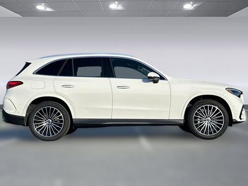 Certified 2024 Mercedes-Benz GLC 300 4MATIC image 8