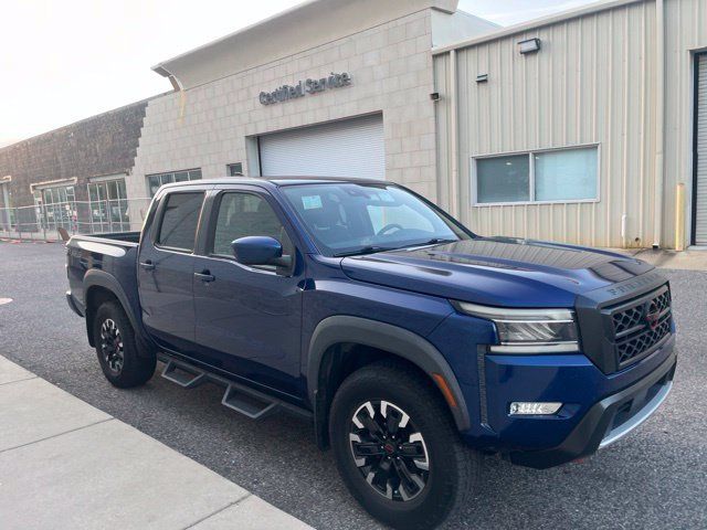 Used 2022 Nissan Frontier PRO-4X w/ Technology Package AWD/4WD image 3