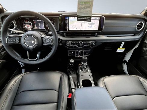 New 2025 Jeep Gladiator Sport AWD/4WD image 6