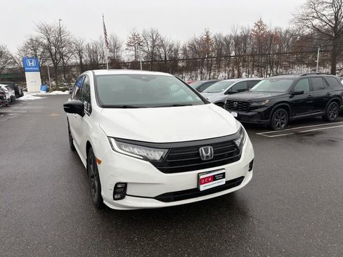 Used 2023 Honda Odyssey Sport image 24