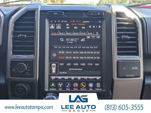 Used 2017 Ford F150 Lariat w/ Equipment Group 502A Luxury AWD/4WD image 17