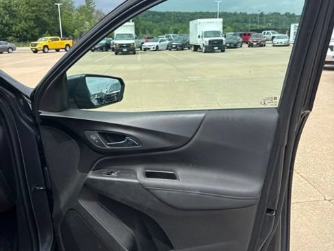 Used 2022 Chevrolet Equinox RS w/ RS Leather Package AWD/4WD image 14
