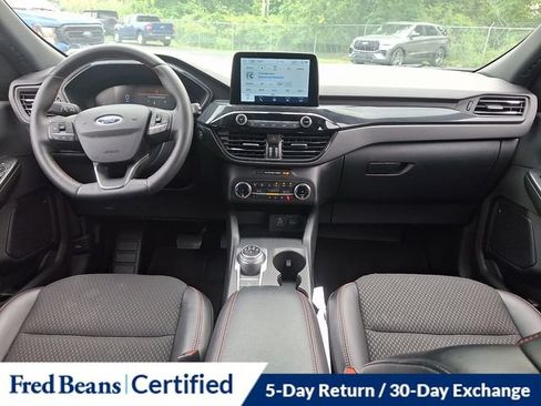 Certified 2025 Ford Escape ST-Line Select AWD/4WD image 15