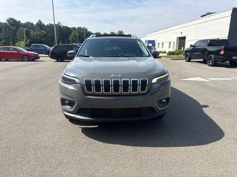 Used 2021 Jeep Cherokee Latitude Lux w/ Sun & Sound Group AWD/4WD image 11