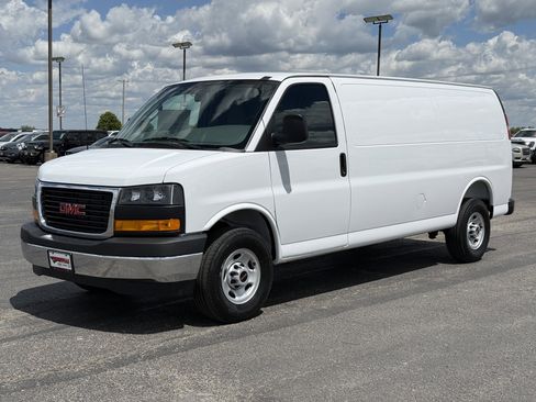 New 2026 GMC Savana 3500 Extended w/ Driver Convenience Package RWD image 7