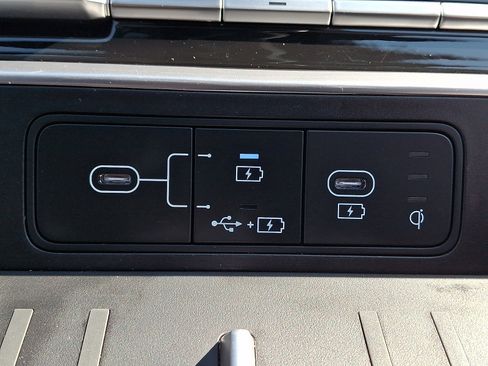 Certified 2025 Hyundai Santa Fe SEL image 23