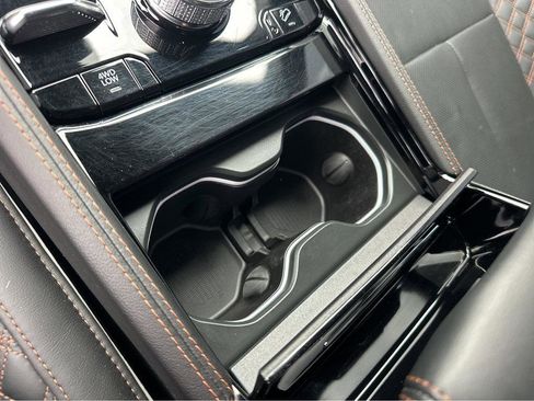 Used 2022 Jeep Grand Cherokee Summit image 29