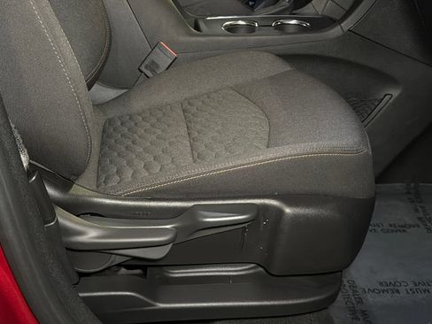 Used 2019 Chevrolet Equinox LT FWD image 14