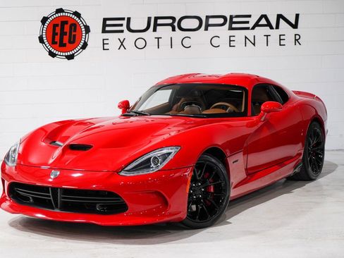 Used 2013 SRT Viper GTS w/ GTS Laguna Interior Pkg image 4