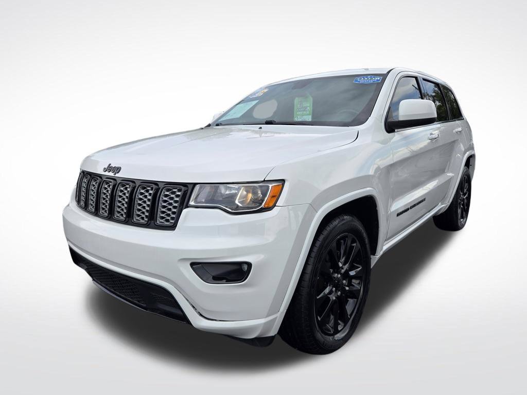 Used 2019 Jeep Grand Cherokee Altitude RWD image 3