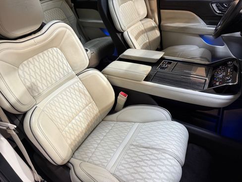 Used 2021 Lincoln Navigator Black Label image 59