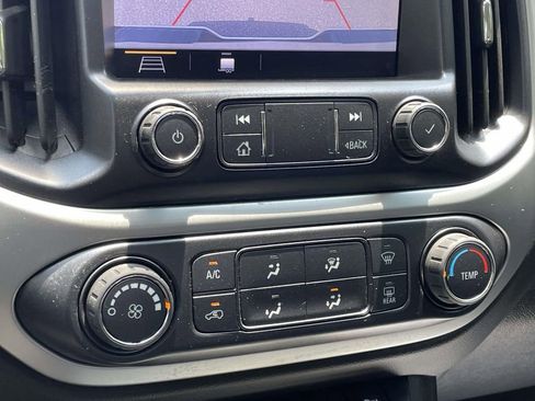 Used 2019 Chevrolet Colorado LT w/ LT Convenience Package RWD image 25