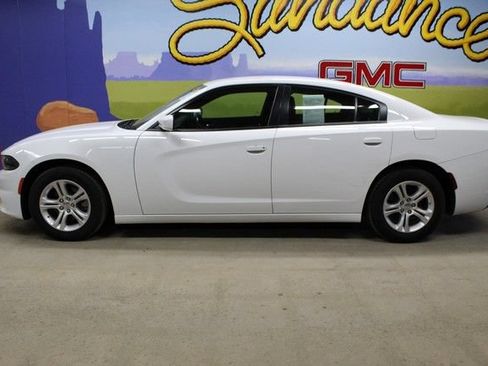 Used 2022 Dodge Charger SXT RWD image 7