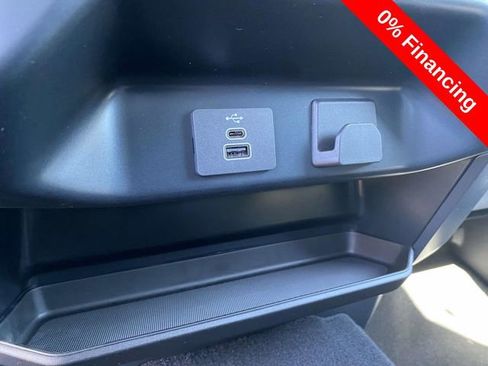 New 2025 Ford F150 XLT image 15